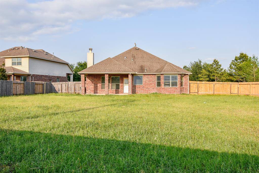 Expansive backyard perfect for outdoor activities and relaxation.