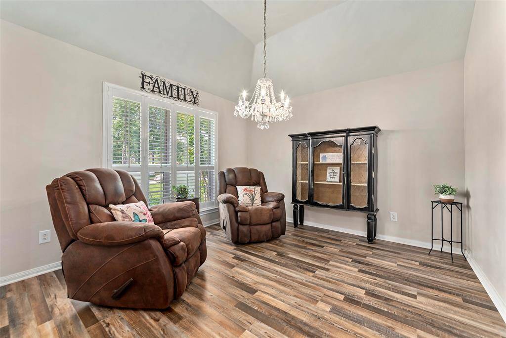 Formal Dining that can be used as an office or den