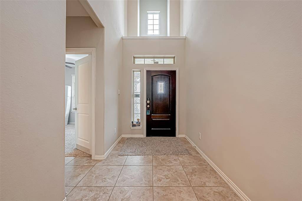 Guest Bedroom and full bath room downstairs
