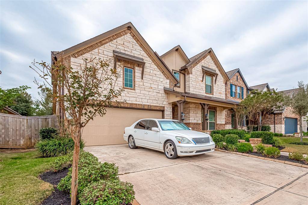 2 Car Garage