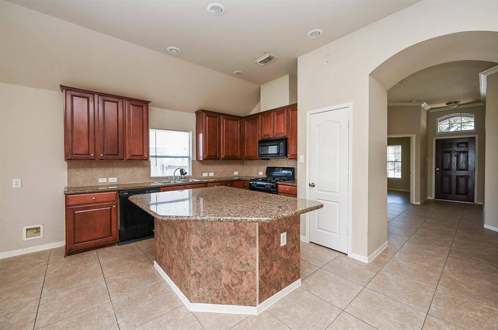 Huge kitchen Island