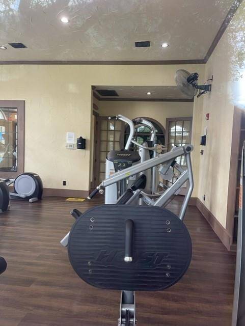 Unlimited access to community gym