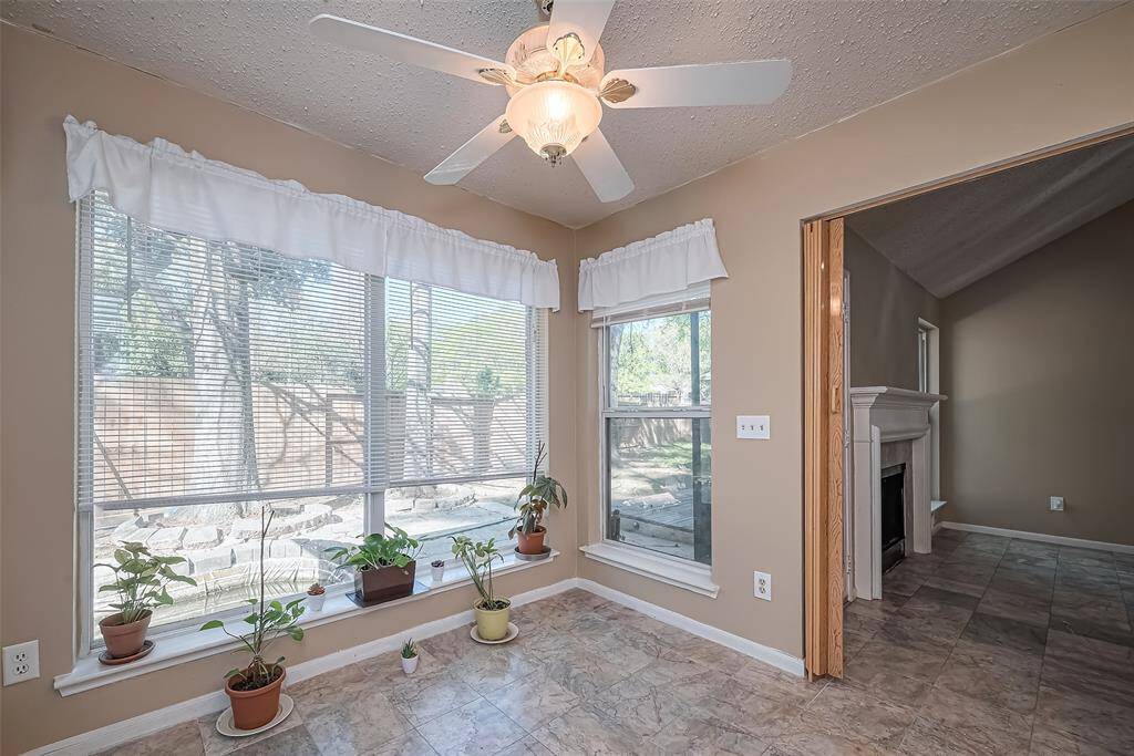 Breakfast Room