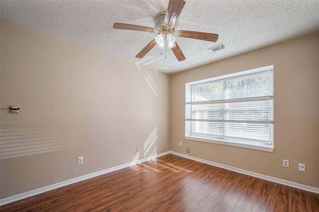 Secondary Bedroom - 2