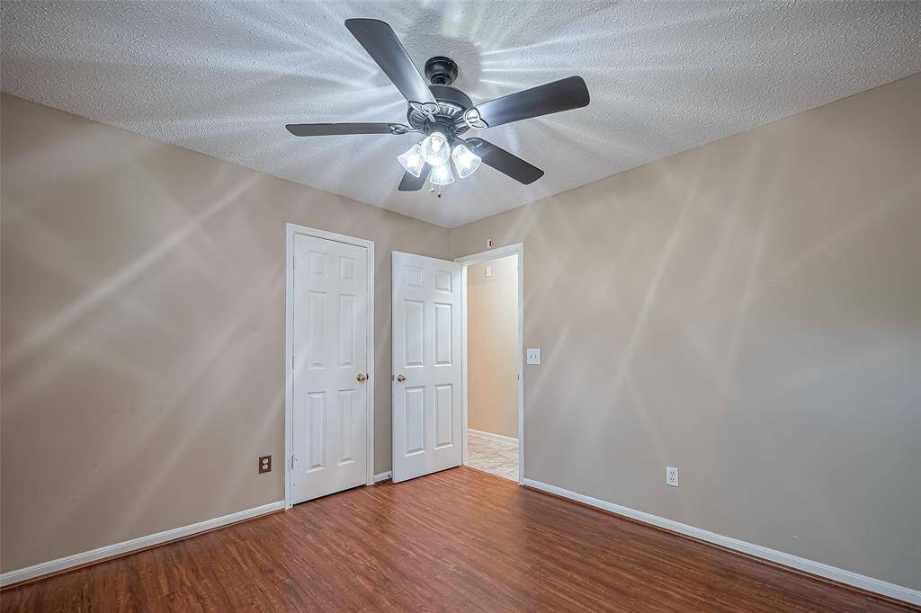 Secondary Bedroom Closet