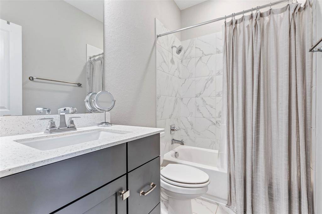 Ensuite bathroom for fourth bedroom