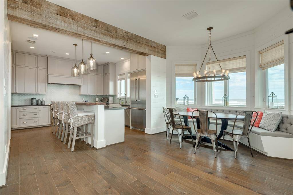 Floors are engineered wood in hickory
