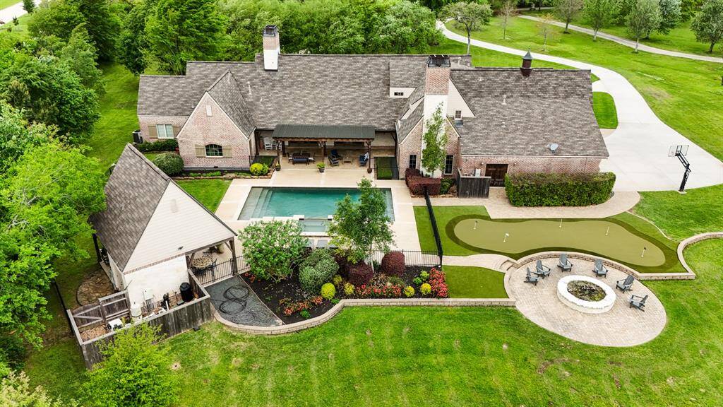 5 acres of private land with so much to enjoy.