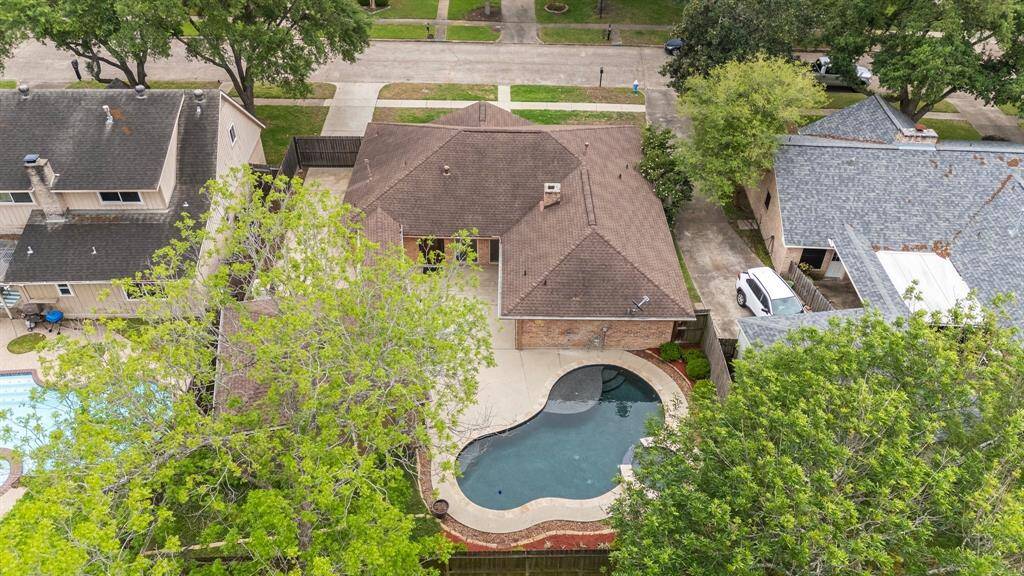 Residents of Memorial Parkway enjoy access to community amenities, including a neighborhood park and walking trails, enhancing the overall living experience.