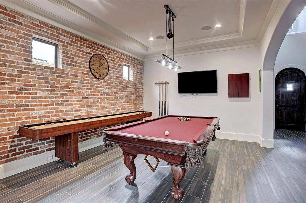 Flex Space, Den, Pool Area, Formal Dining