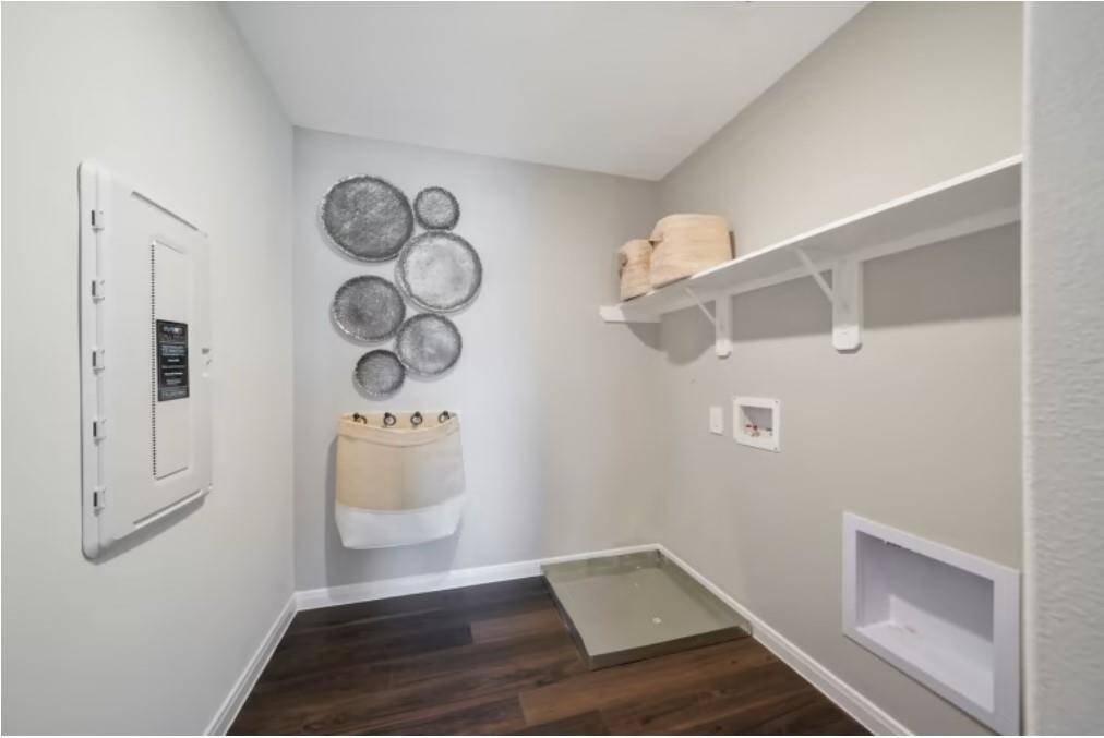 MODEL HOME images may NOT be consistent with the finished product.