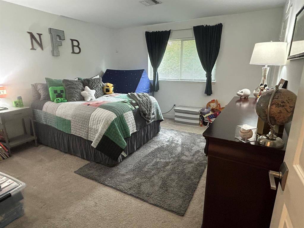 Secondary bedroom #1