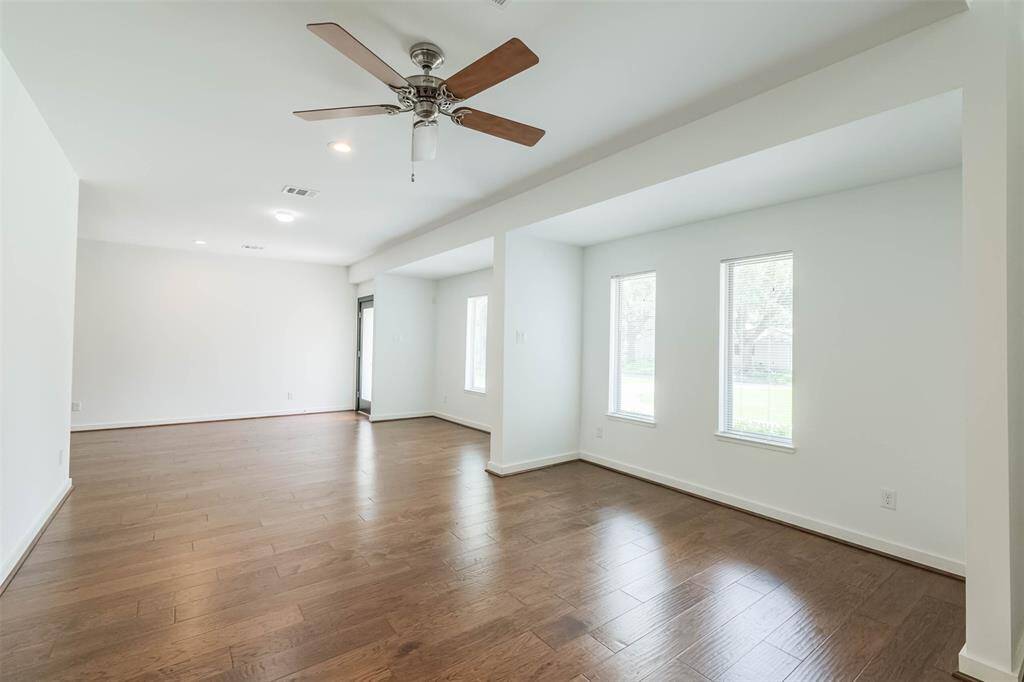 Looking towards the front door, the same flex space that you can configure to your liking