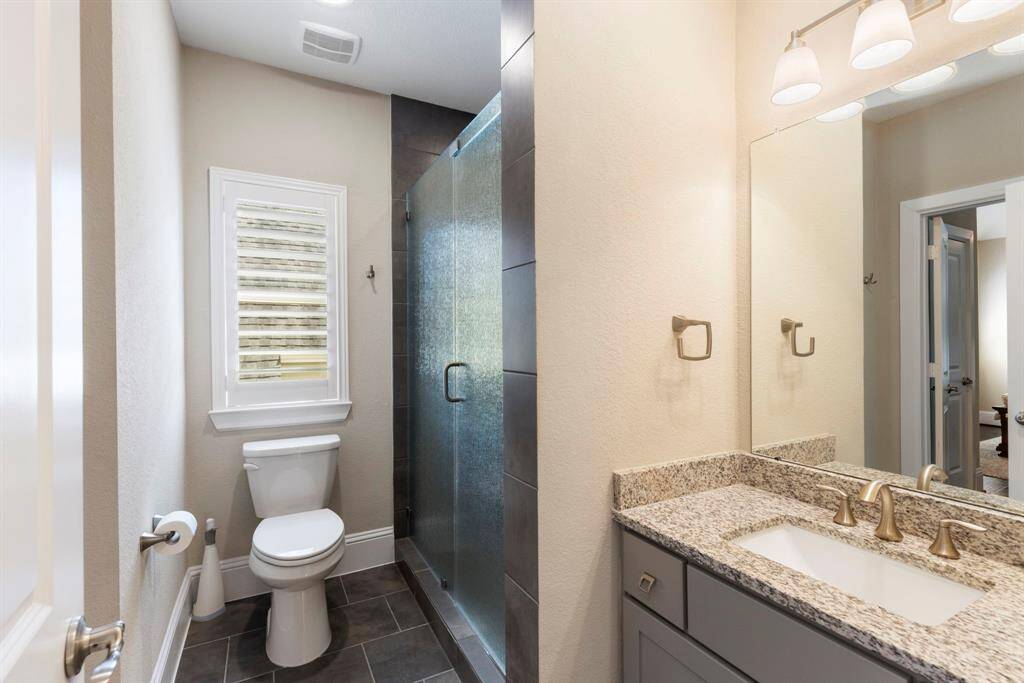 Bathroom #3, upstairs.