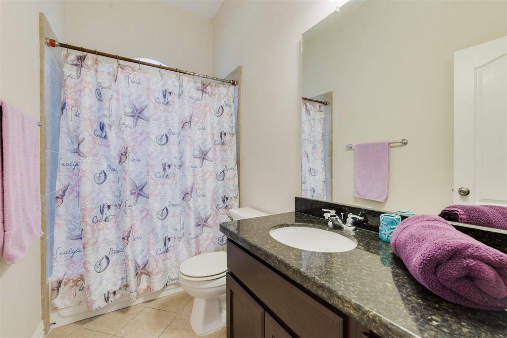Secondary bathroom