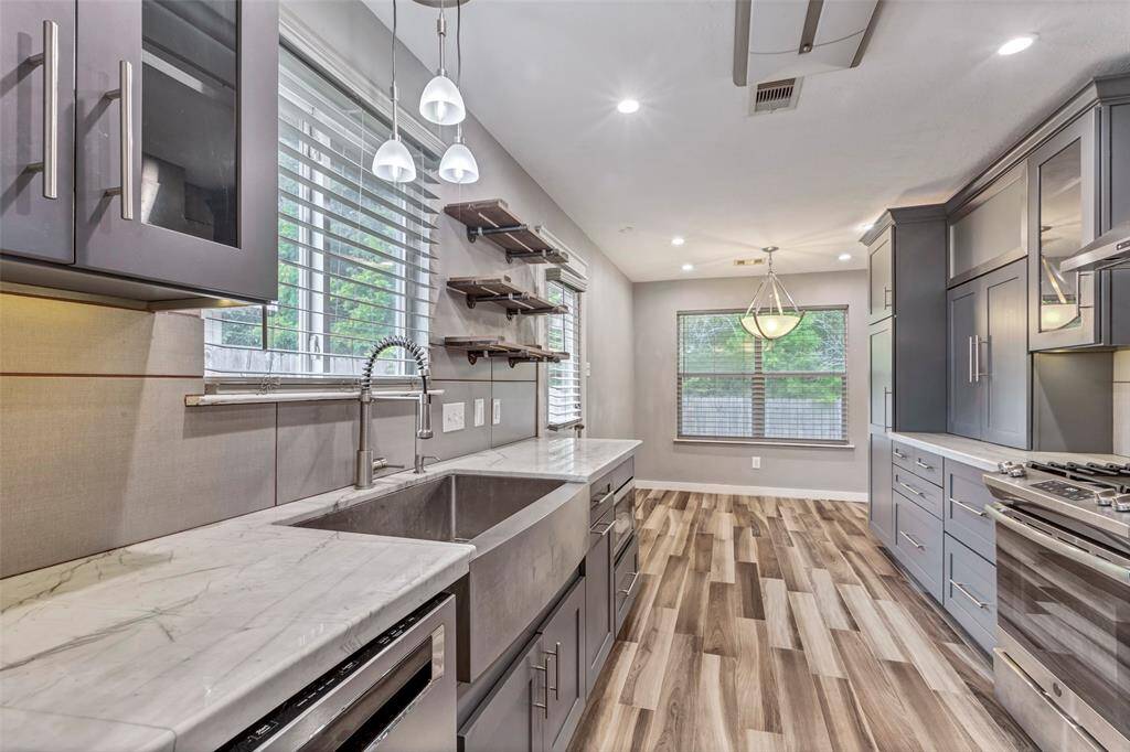 Welcome to the kitchen—where culinary magic happens! This bright, functional space is perfect for everything from quick meals to gourmet creations.