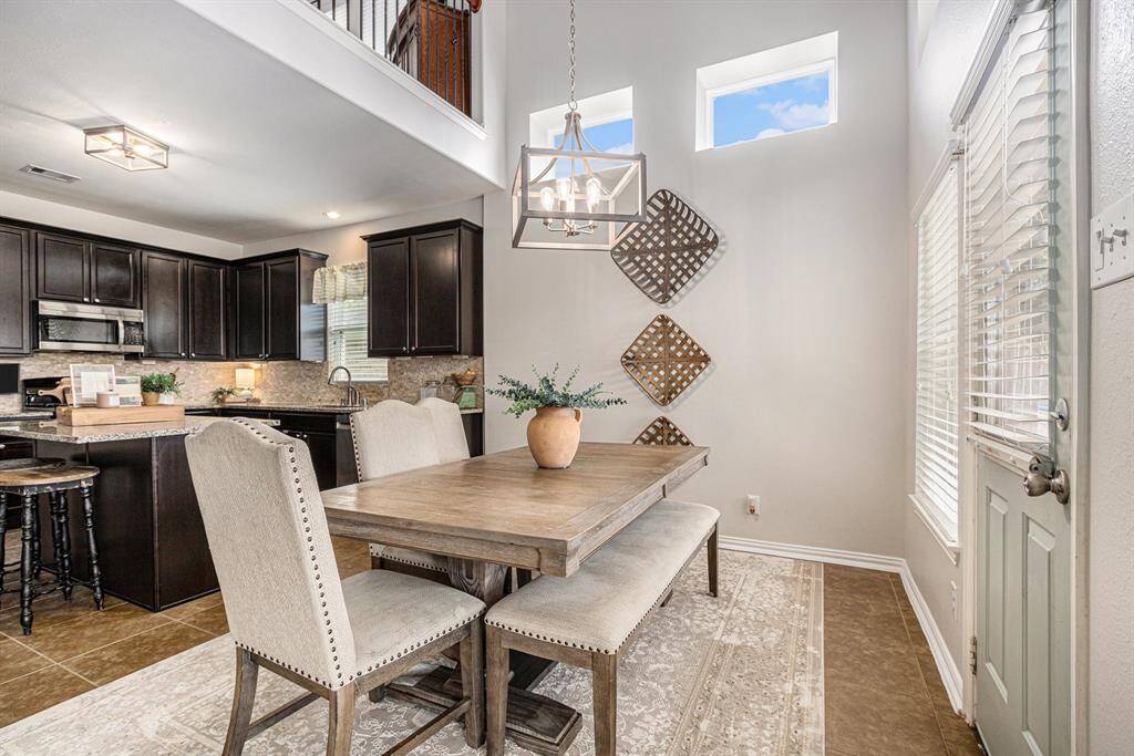 Room for 6 in this casual dining area part of open floor plans