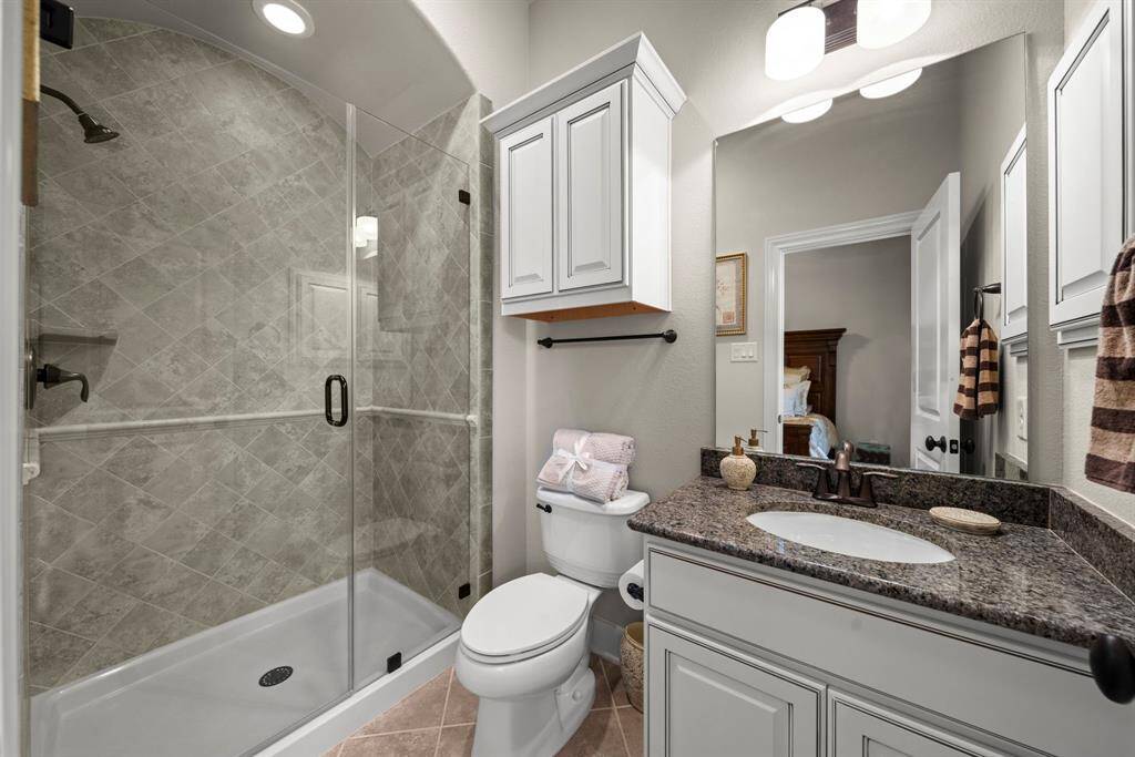 Bathroom ensuite to bedroom 5