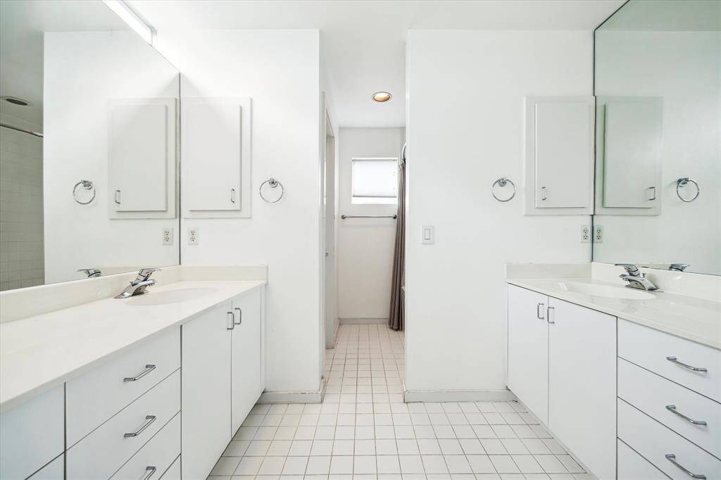 Primary bath with two sinks