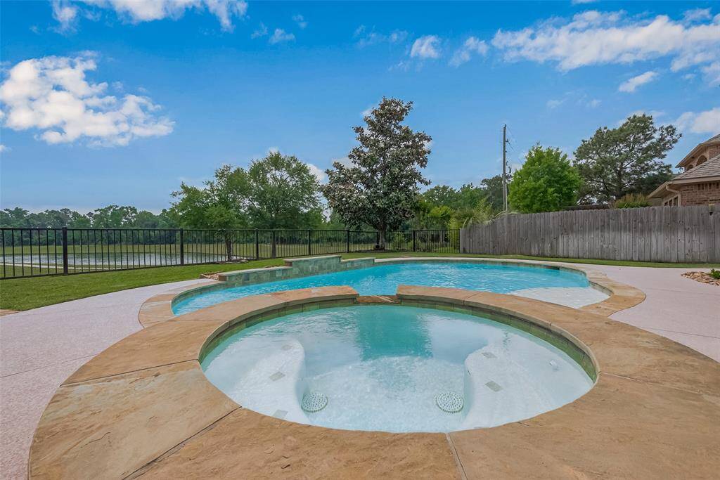 Full 3 Car Garage & Extra Wide Driveway.