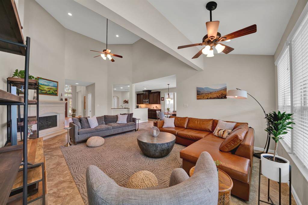 Living space opens right up to the kitchen and dining spaces!
