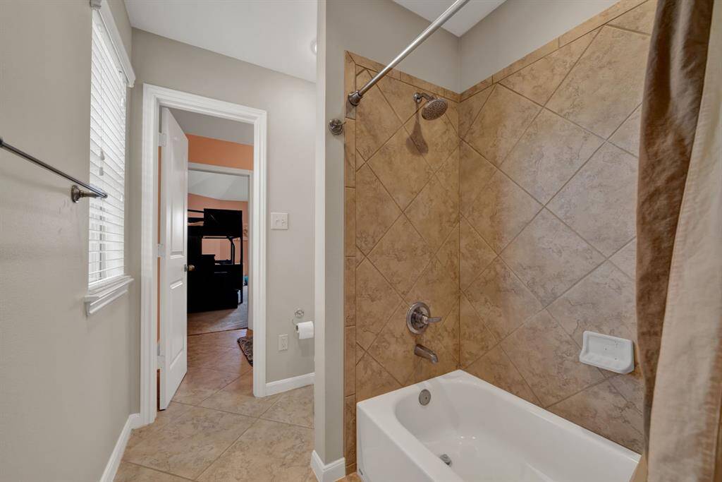 Bedroom 4 and 5 share a Jack and Jill bath!