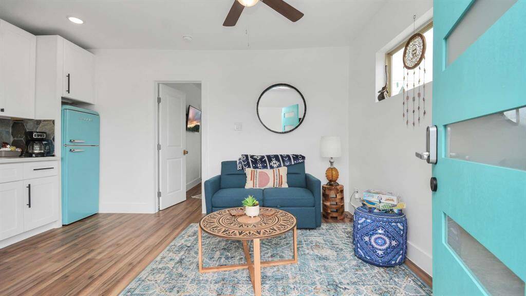 This is one of the smallest units. 1 bdr/1bath with 414 sq ft.