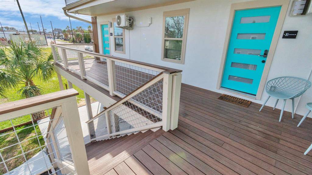 Enjoy the southerly breeze while lounging on your composite deck.