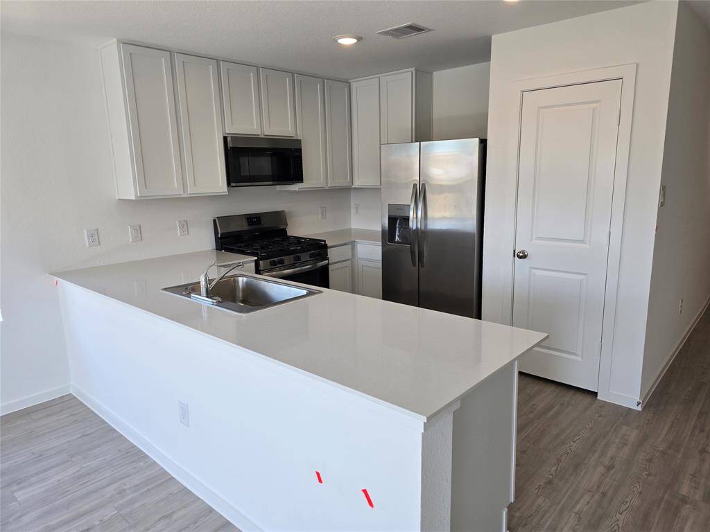 *Not actual home, pictures representative of same floor plan*