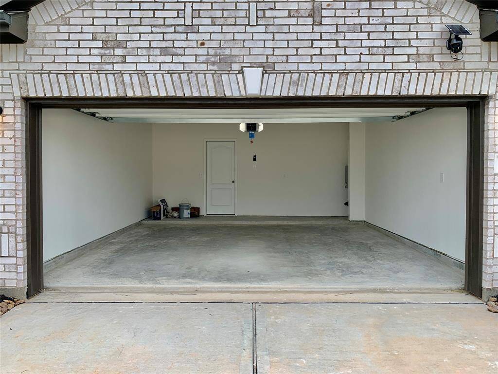 Large 2 car garage
