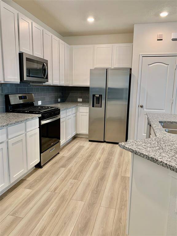 Stainless appliances