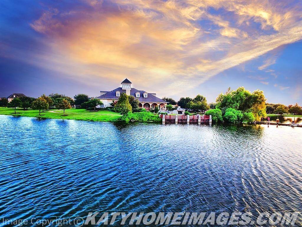 The highly sought-after Firethorne Master Planned Community offers many amenities to their residents, pools, parks, walking trails, tennis court and more!