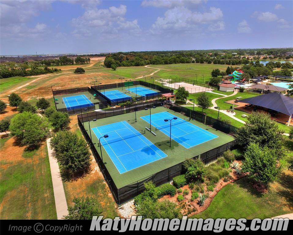 If you enjoy playing tennis or pickleball, be sure to check out the courts available for residents! It's a fantastic amenity that makes staying active and socializing easy and fun.