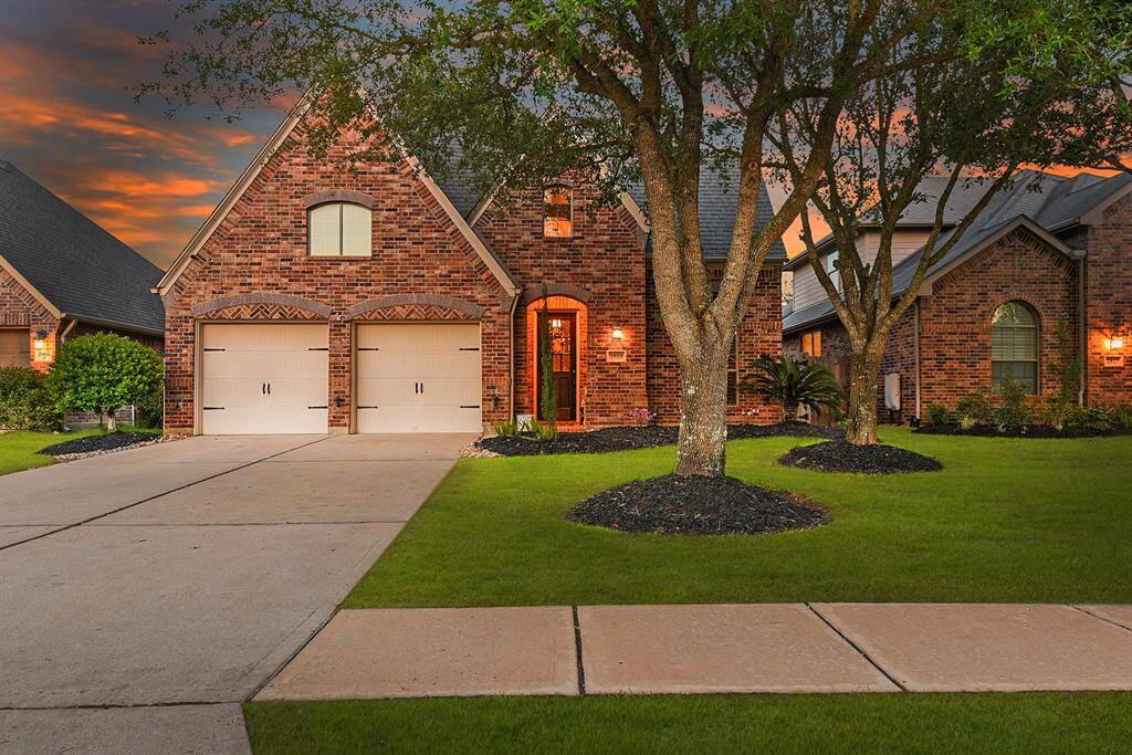 Welcome Home to 2923 Fair Chase Drive – Nestled on a Quiet Cul-de-Sac!Look no further—this beautifully maintained home offers 4 spacious bedrooms and 3 full bathrooms, perfectly designed for comfort, functionality, and style.