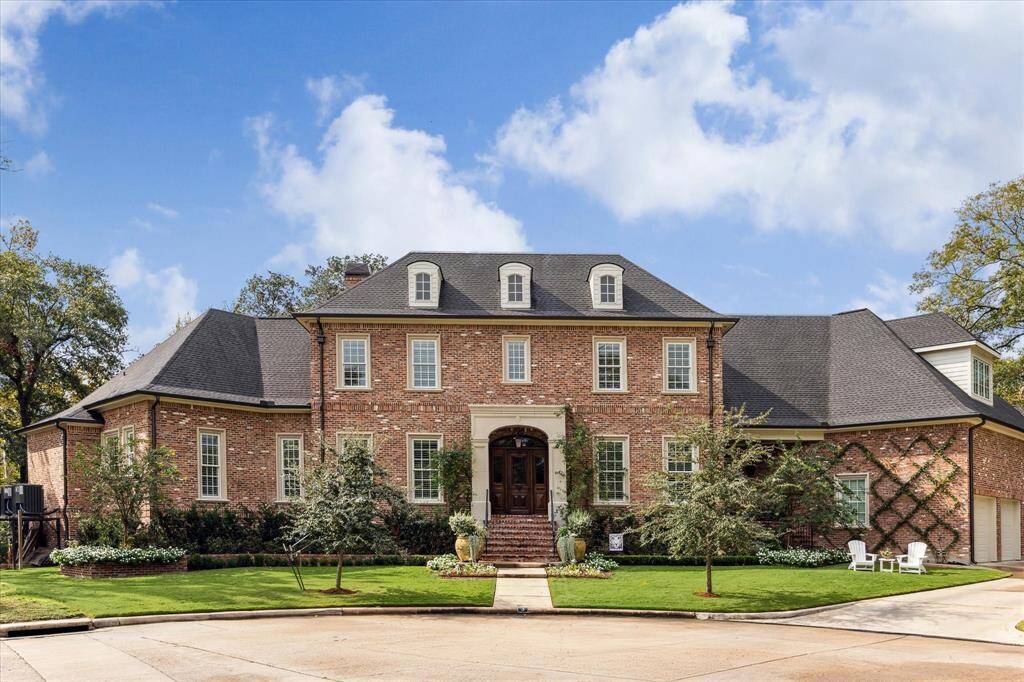 Spectacular modern take on French Country design, constructed in 2020 by premier Memorial builders, Corbel Custom Homes. Rare oversize 32,500+ lot on cul-de-sac with exquisite finishes & superlative construction!