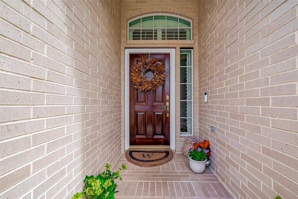 Approach to front door.