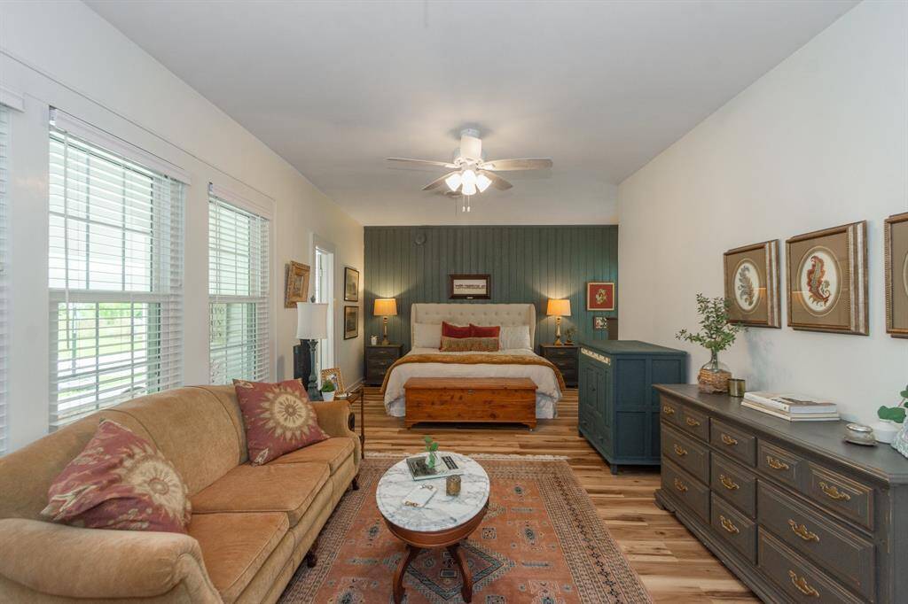 Oversized Primary Bedroom
