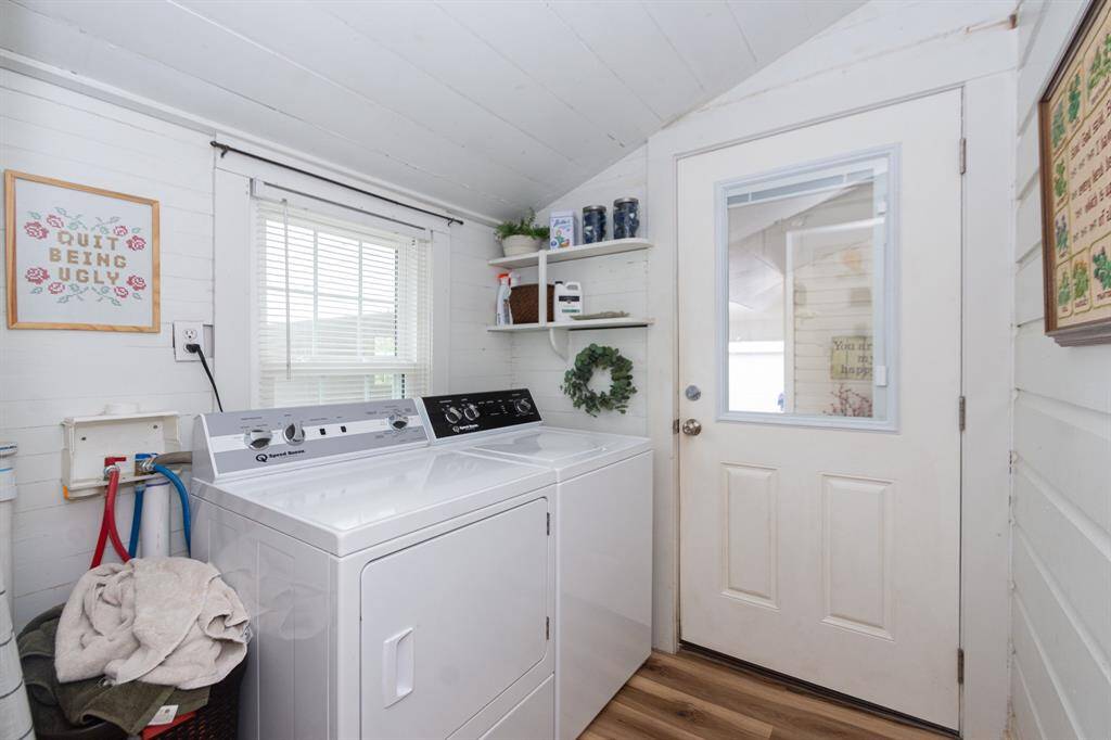 Nice sized laundry room