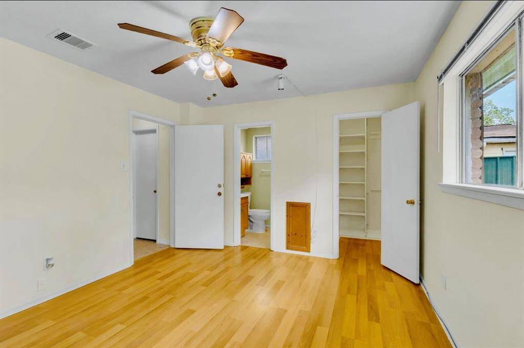 Primary bedroom, ensuite bathroom and a generous walk-in closet