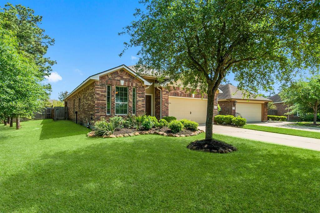Situated on an oversized, cul-de-sac lot, no left side neighbors!