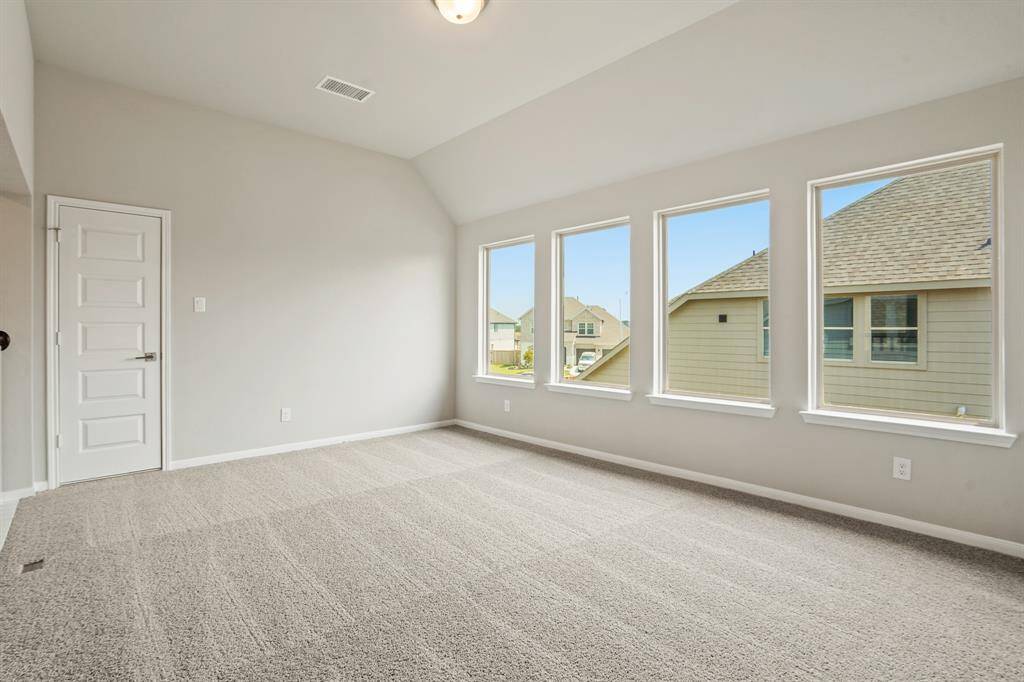 Versatile loft upstairs