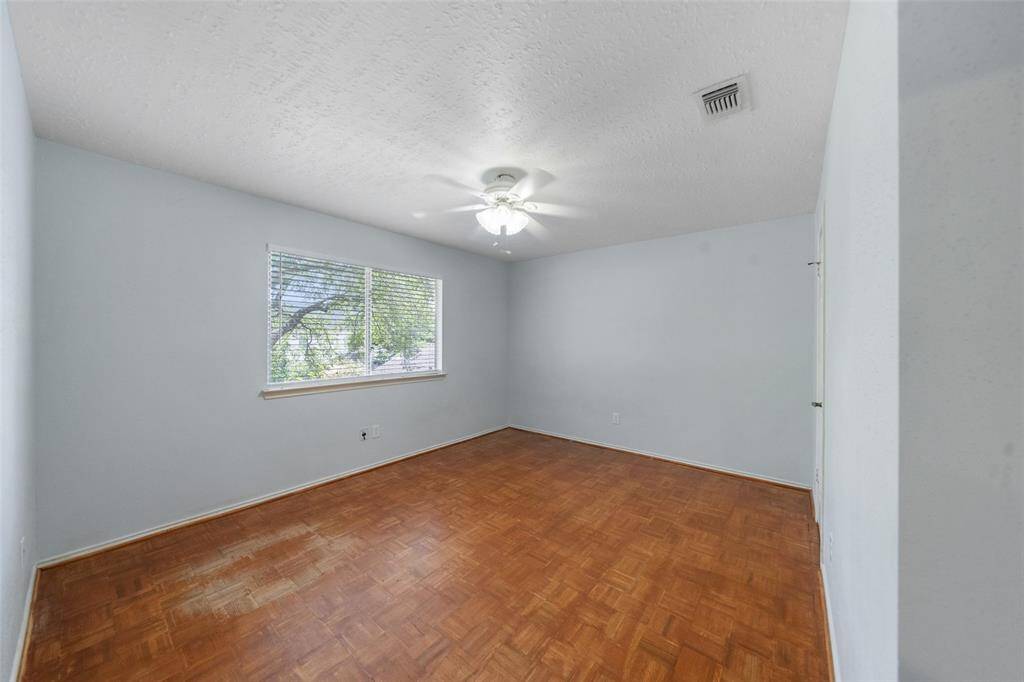 Secondary Bedroom #1