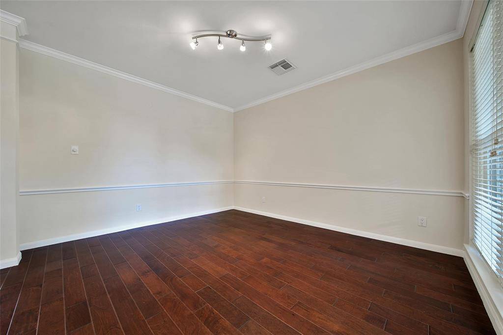 View of dining room :2.