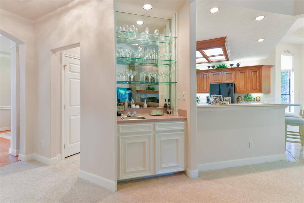 Wet bar