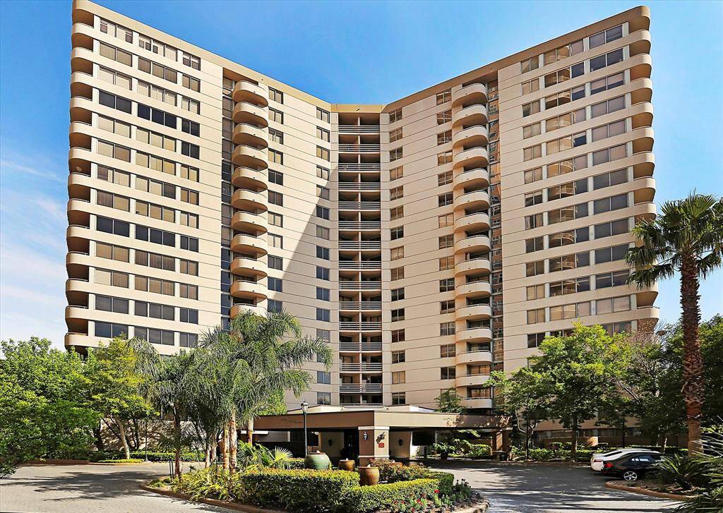 3525 Sage Road is located in the heart of the Galleria!
