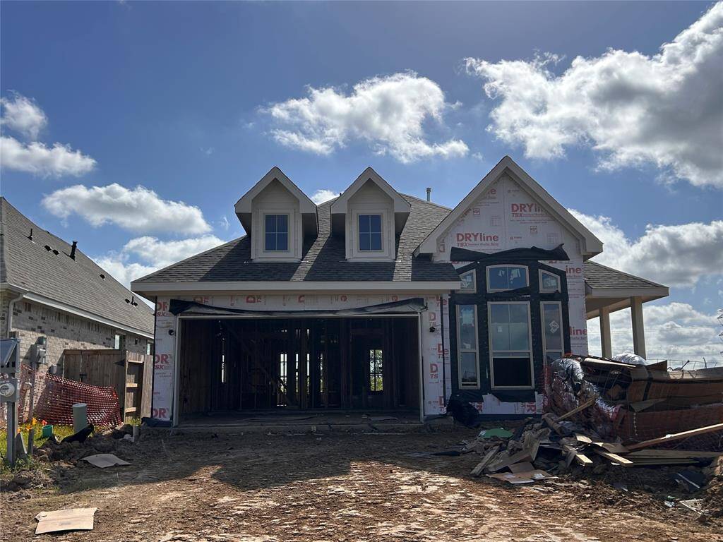 One-story home with 3 bedrooms, 2 baths and 2 car garage