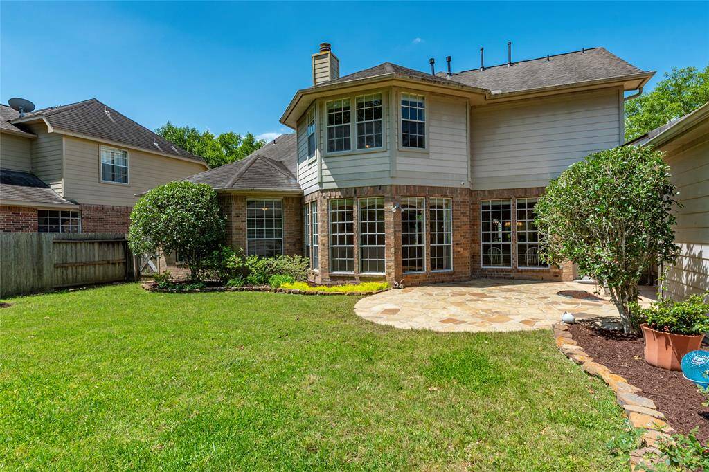 Another look at the back of the home.