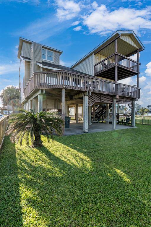 Welcome to 4119 Courageous Lane, your dream coastal retreat!