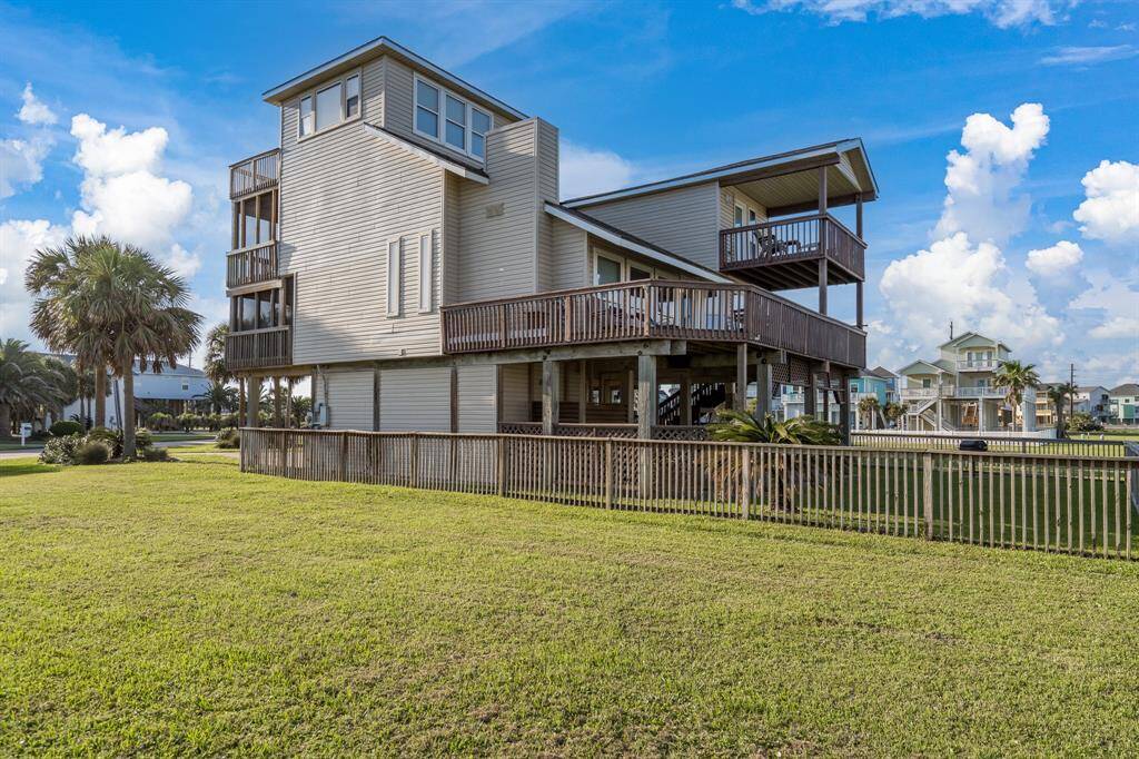 Soak in the sunrise over the ocean and sunset over the bay with deck access on all three levels—coastal living at its finest.
