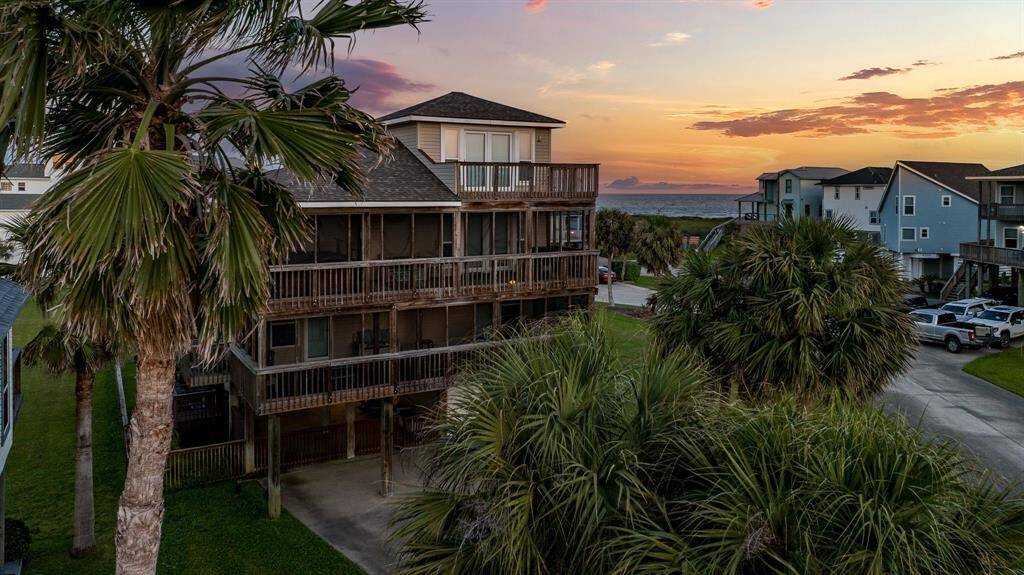 Take in the magic of sunset skies from the comfort of your front screened balconies.